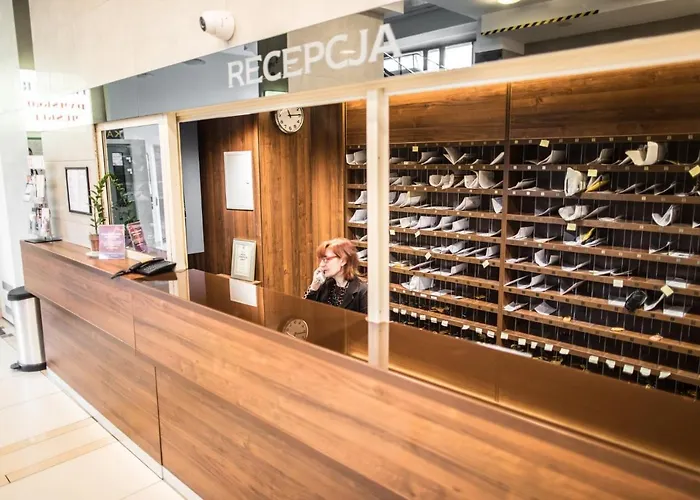 Piast Studenckie Hotel 2*