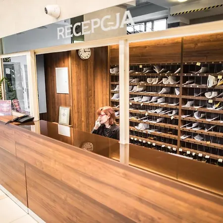 Piast Studenckie Szálloda 2*